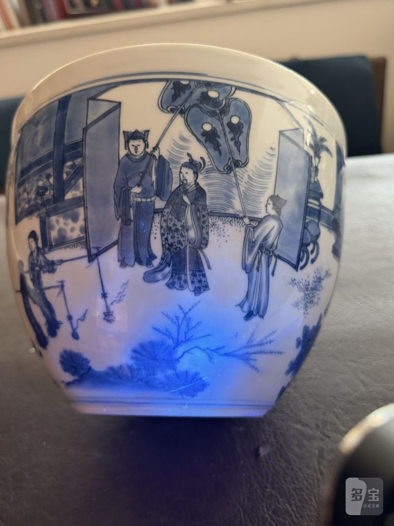 明崇祯 青花“步步金莲”人物故事图案缸 - 图22